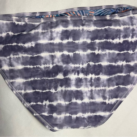 Athleta reversible bikini. - Picture 8 of 12